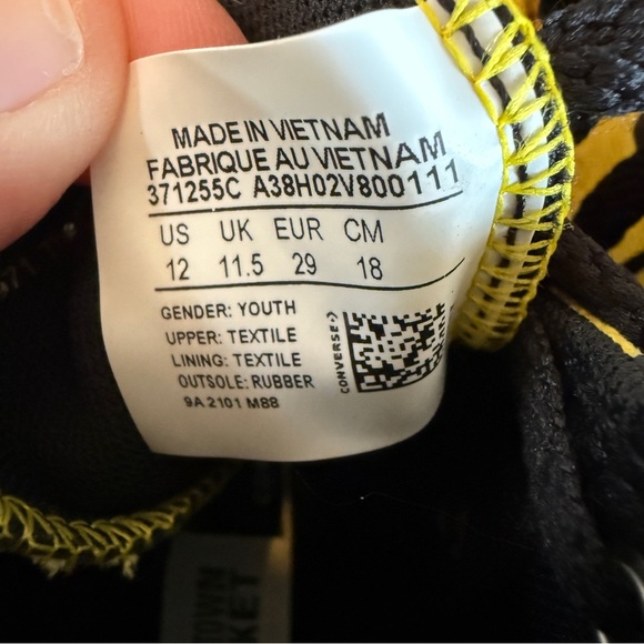 Converse Kids Chinatown Market Yellow Smiley High-Top Sneakers - Picture 7 of 7